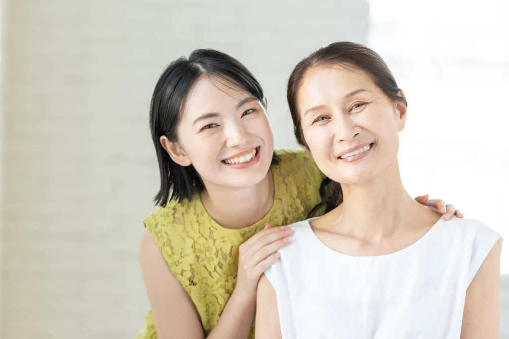 笑顔の女性たち